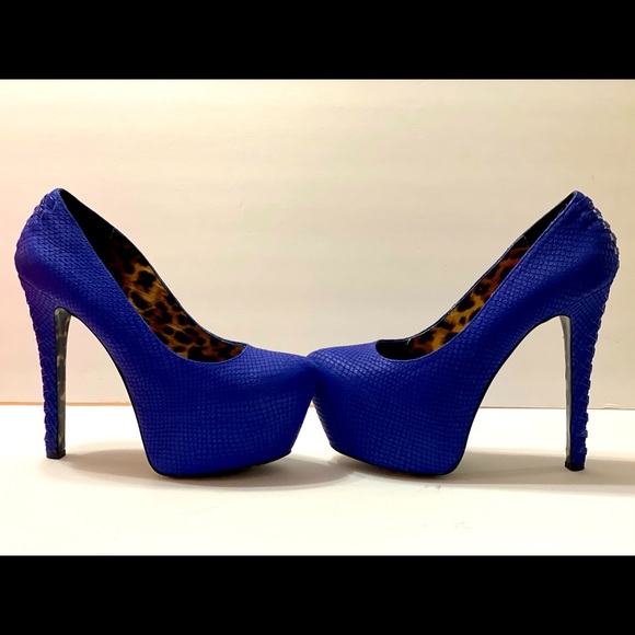 Betsey Johnson Shoes - Betsey Johnson shoe